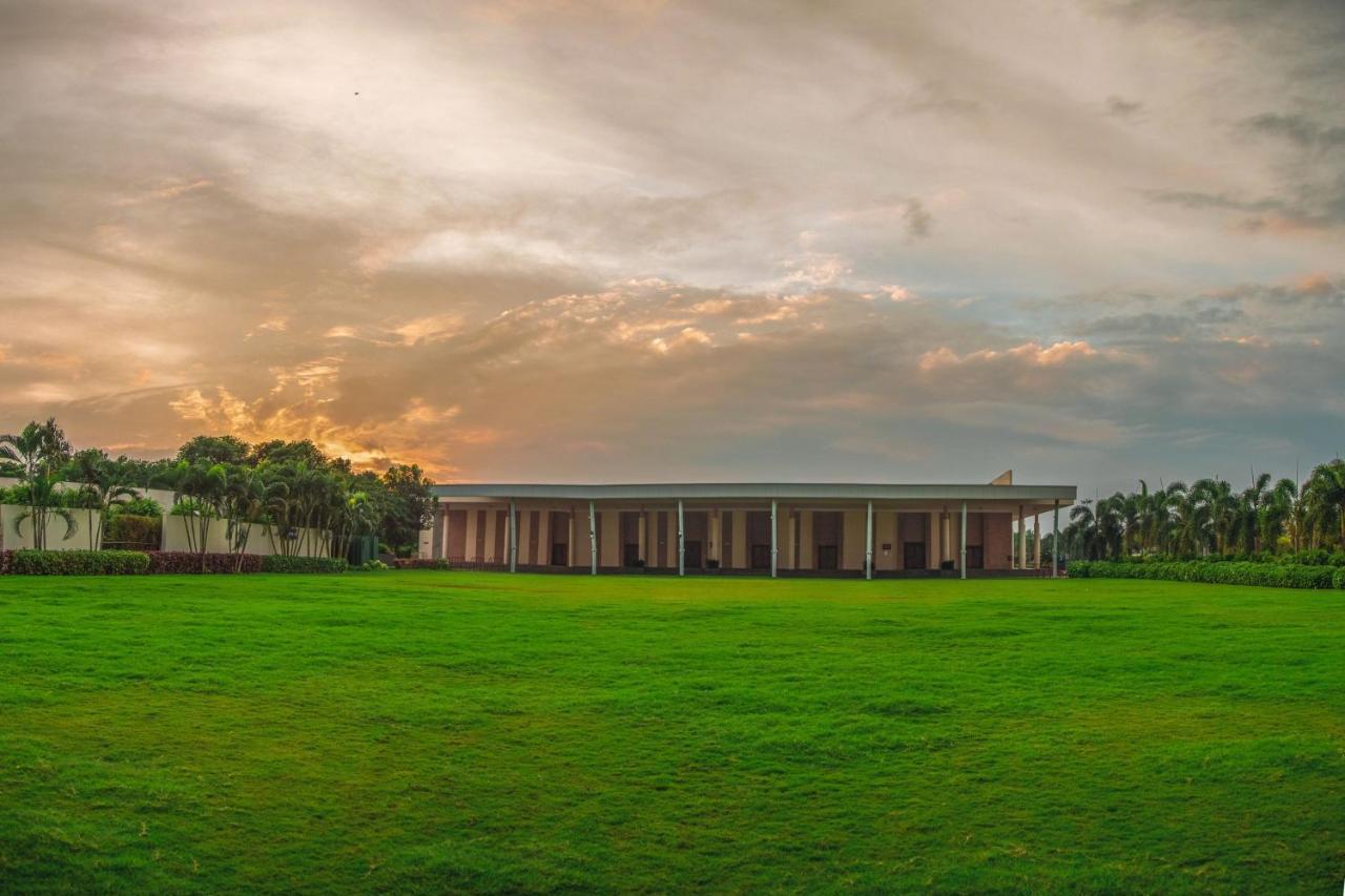 Four Points By Sheraton Mahabalipuram Resort & Convention Center Zewnętrze zdjęcie