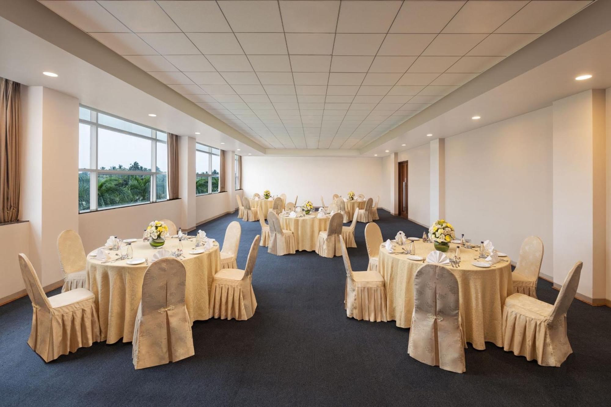 Four Points By Sheraton Mahabalipuram Resort & Convention Center Zewnętrze zdjęcie